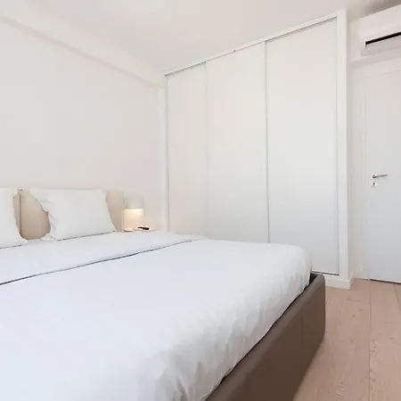 Modern 2 Bedrooms In The Centre Cannes